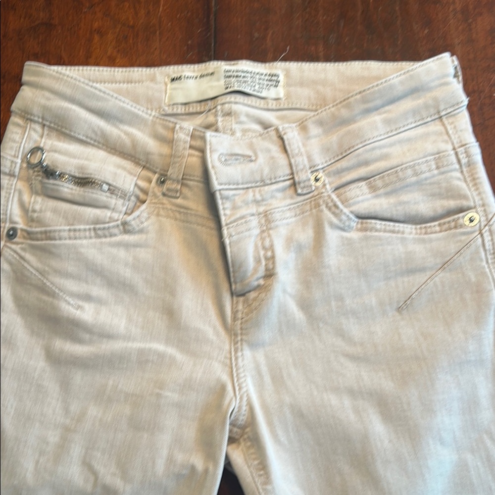 MAC DREAMS Stylish Women's Light Beige Jeans
